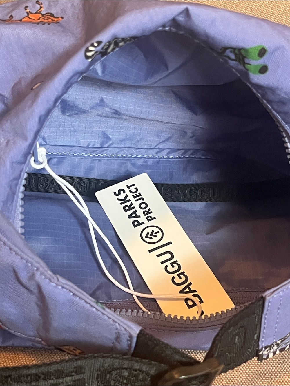 BAGGU x Parks Project Crescent Bag - Picture 9 of 10